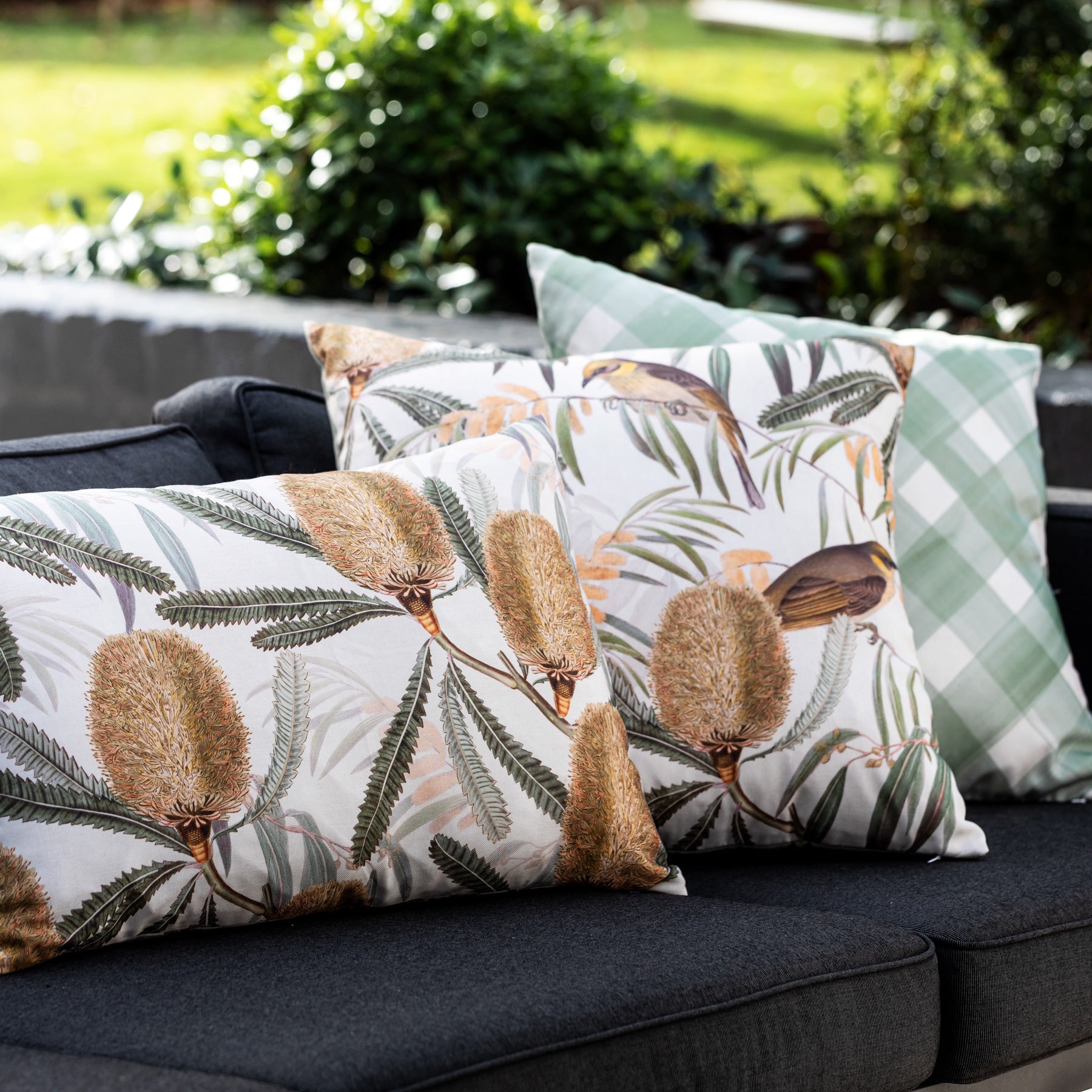 Outdoor Homewares - Madras Link