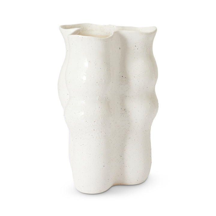 August Wavy Cream Vase