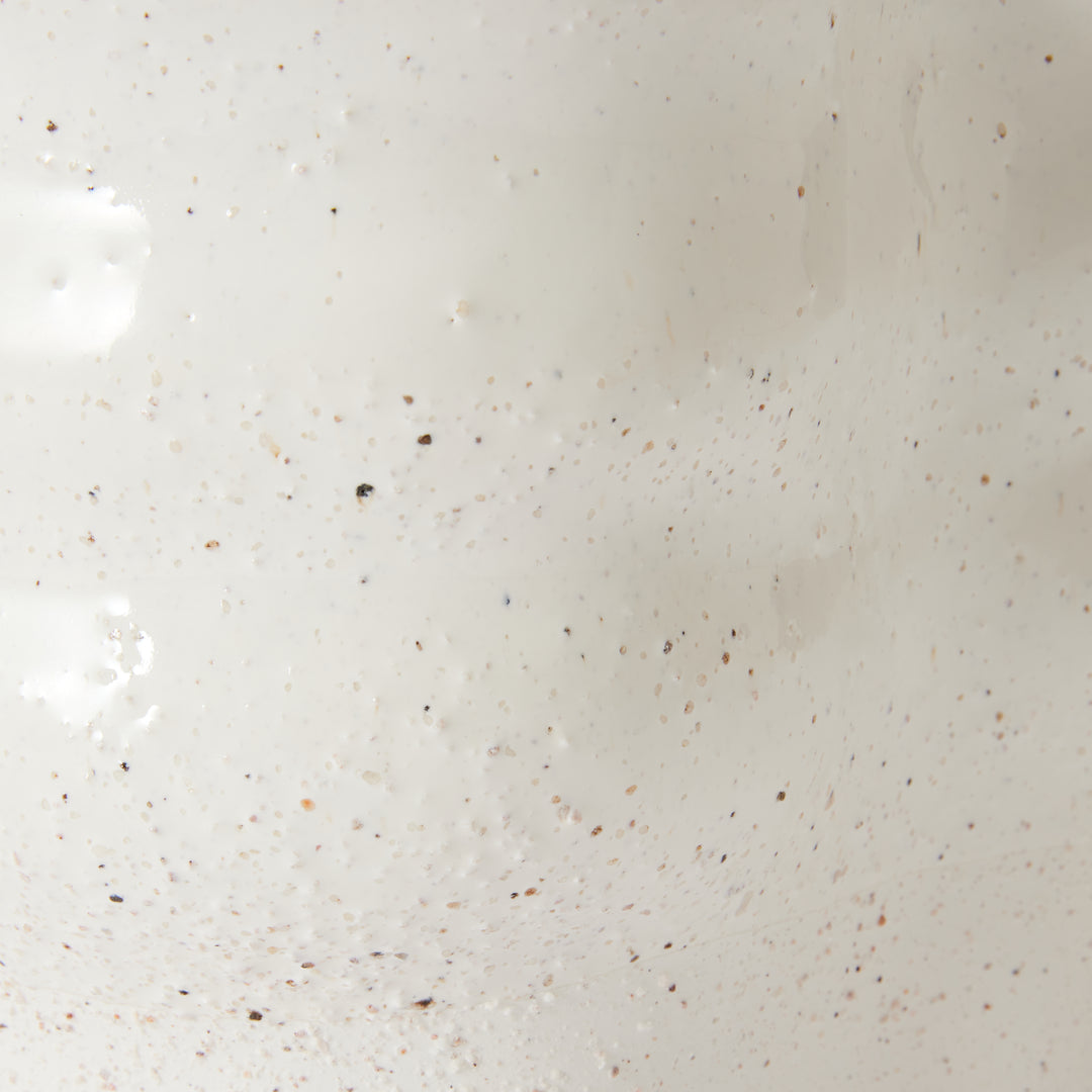 August Wavy Cream Planter