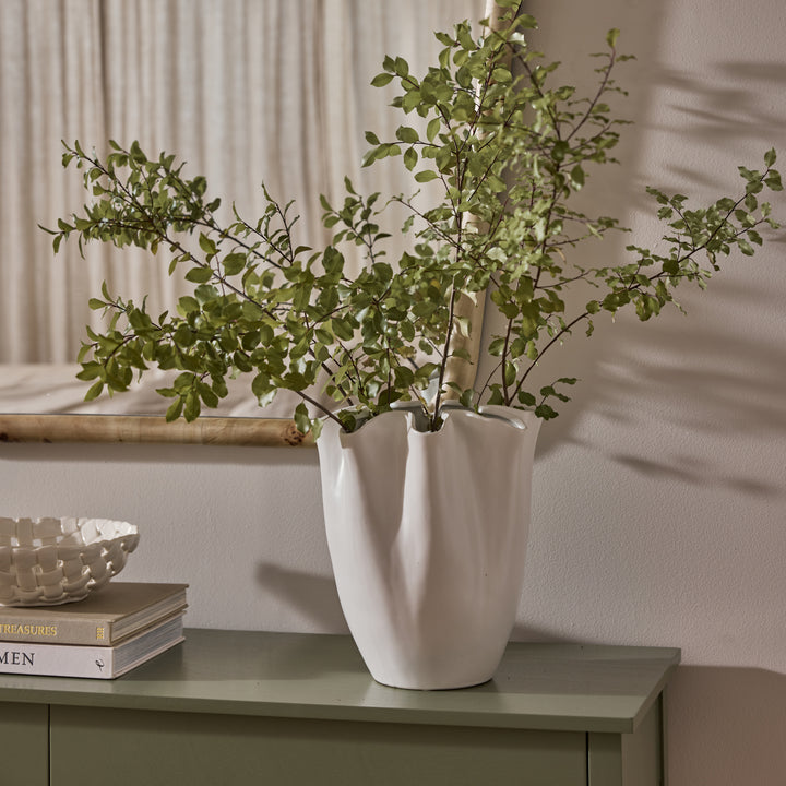 Chloe Matte White Ripple Vase