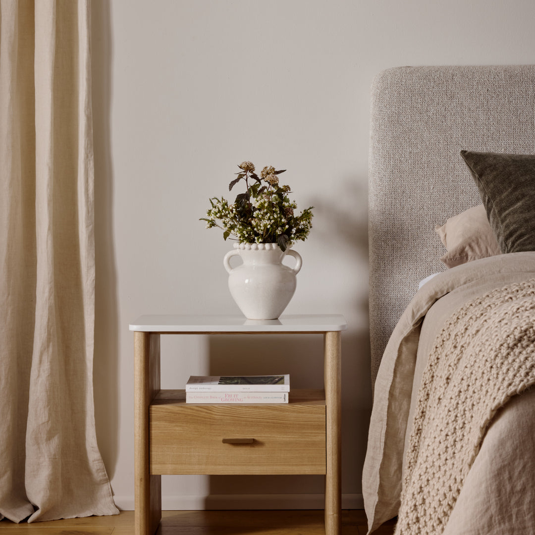 Mona Bobble Reactive Ivory Vase