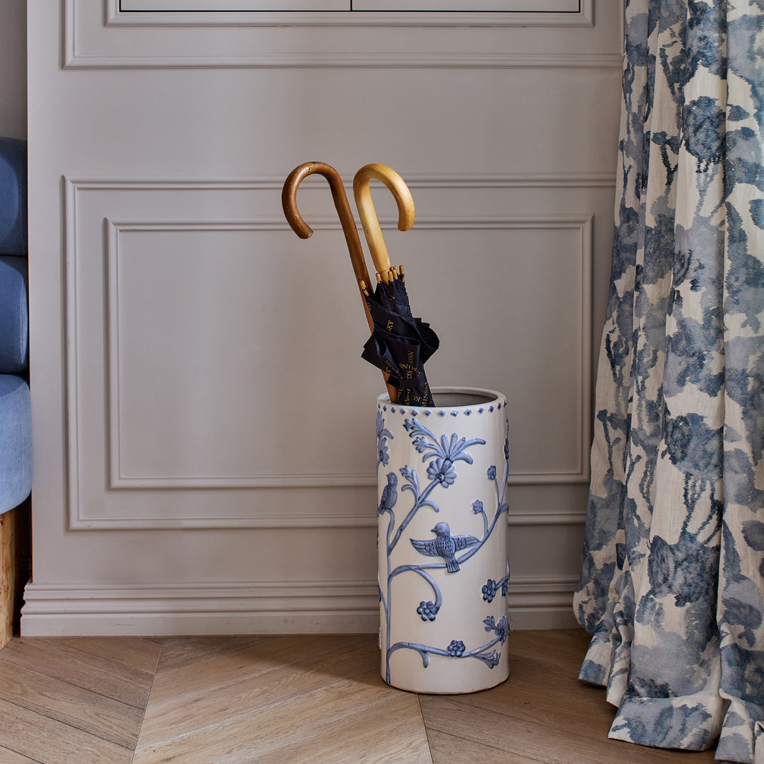 Lille White/Blue Embossed Umbrella Stand