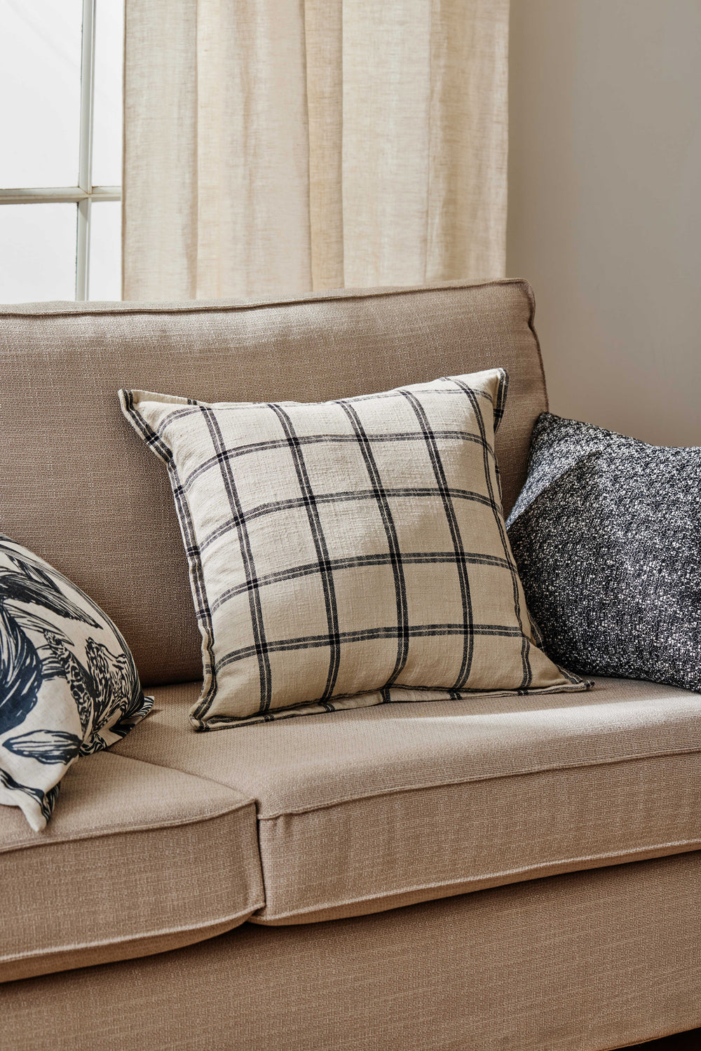 Surrey Black/Sand Check Cushion - Madras Link