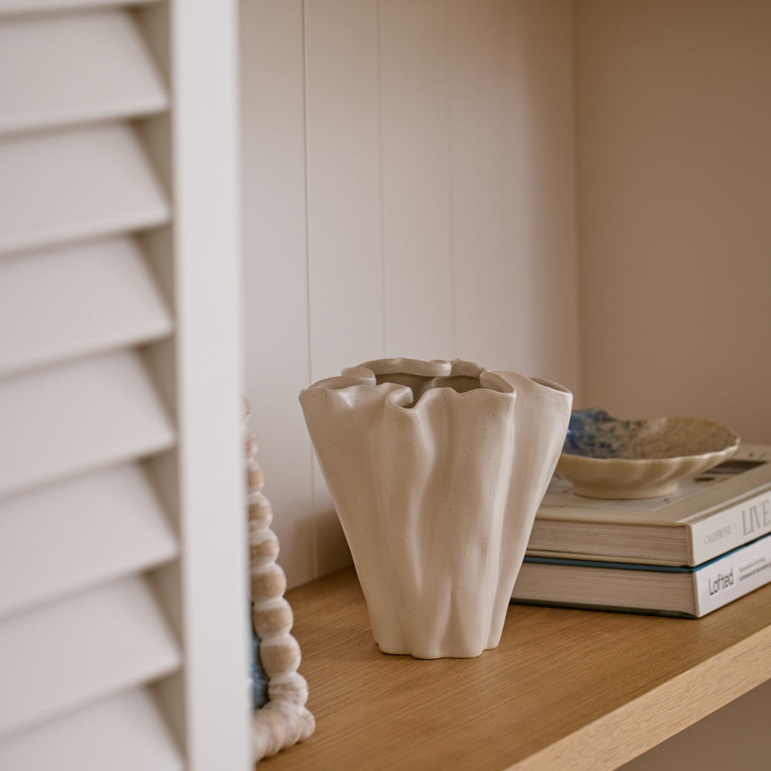 Ripple Cream Vase - Madras Link