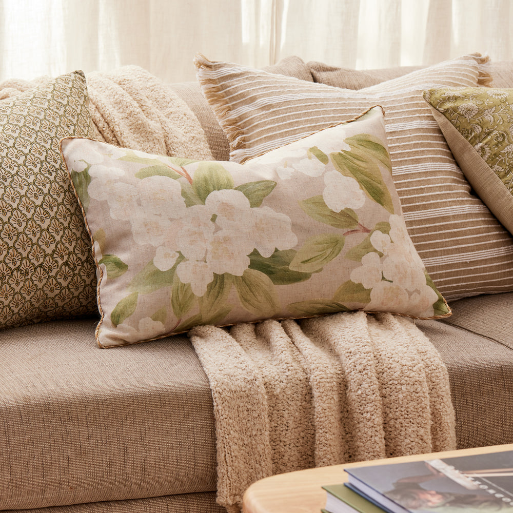 Annie Neutral Lumbar Cushion - Madras Link