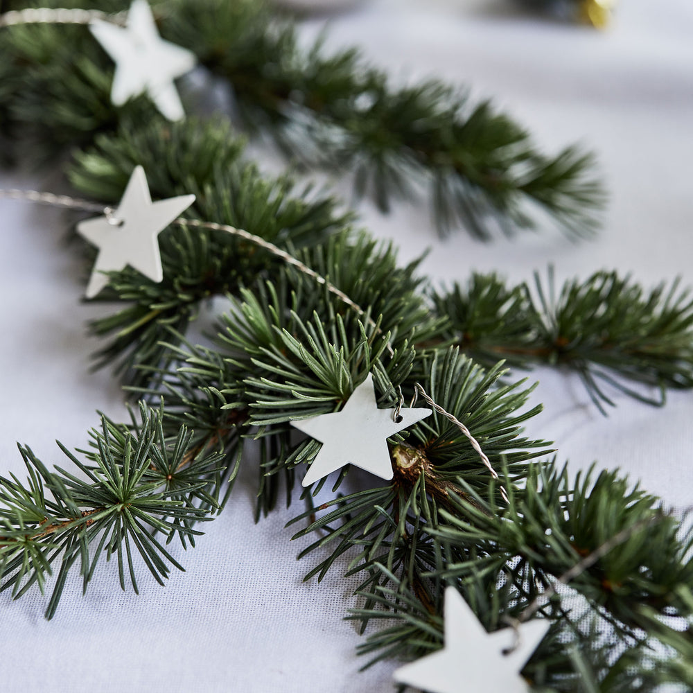 Star Hammered Metal Garland - White - Madras Link