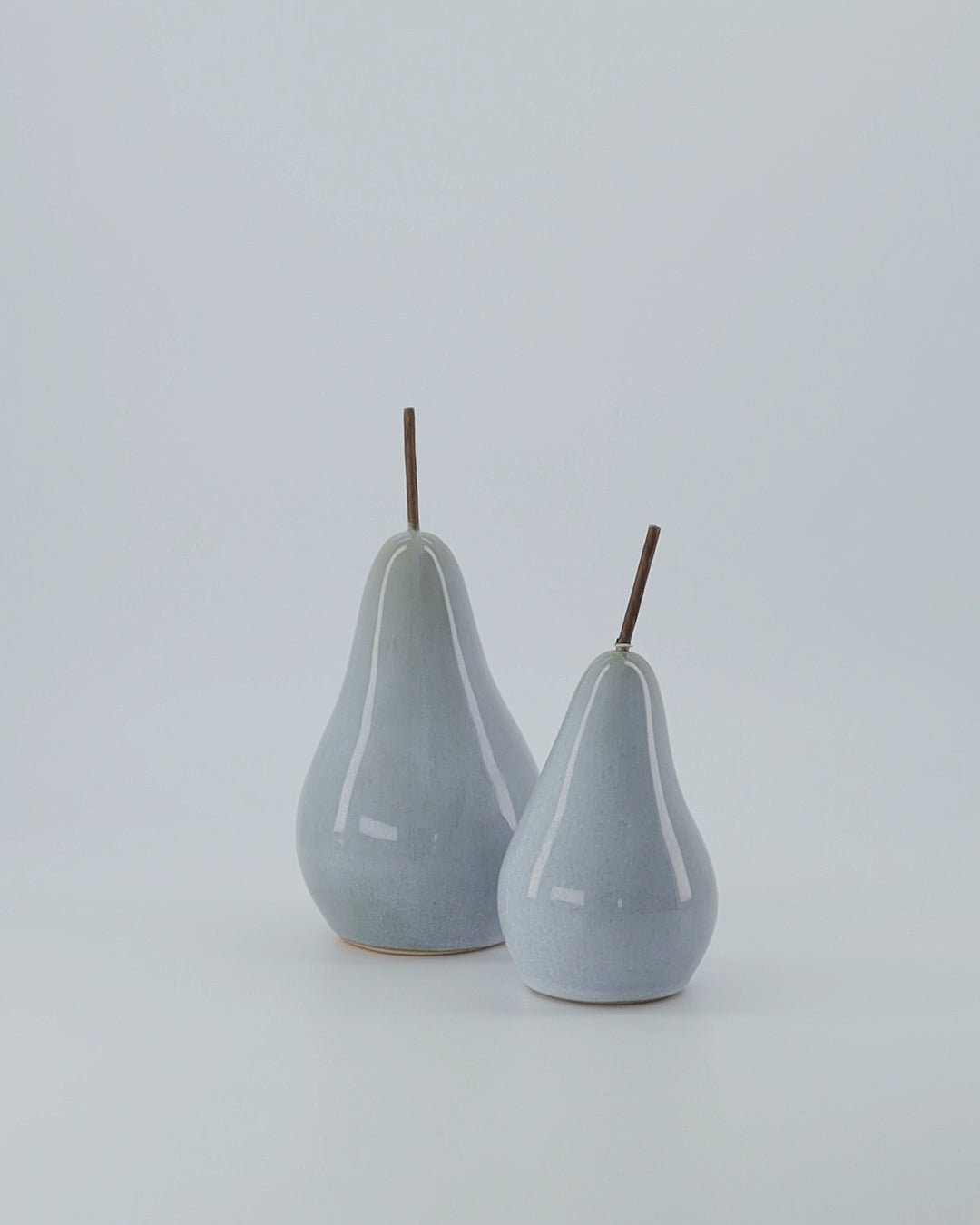 Bosc Pear Blue Large