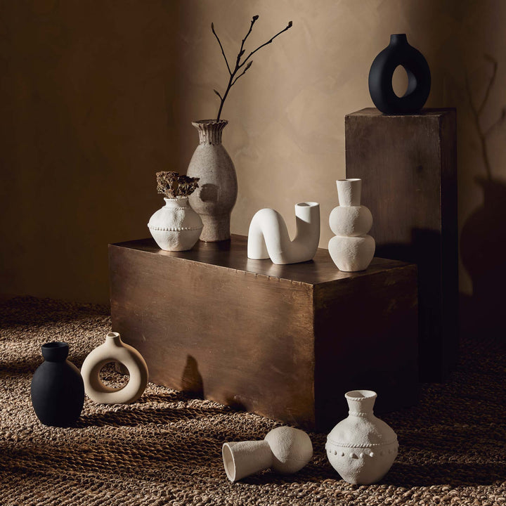 Pipe Round Black Vase - Madras Link